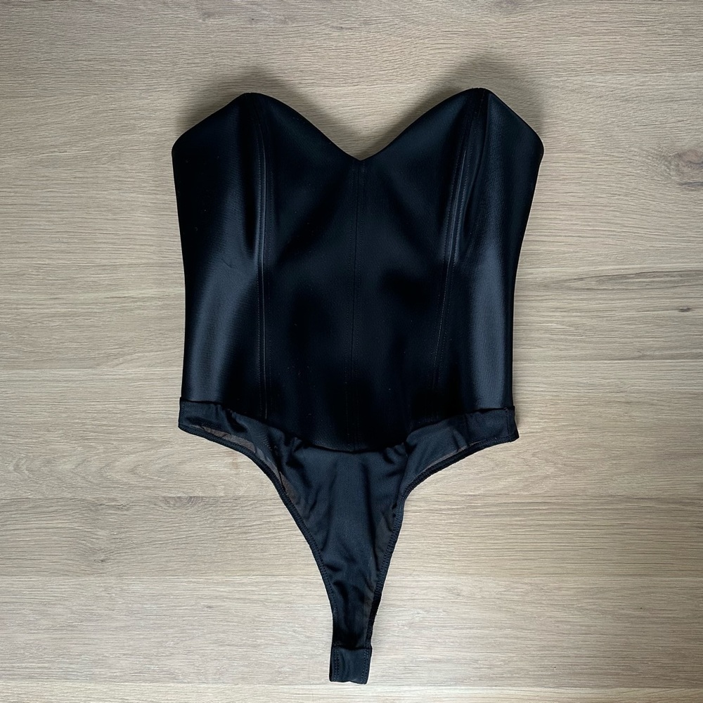 Aritzia corset bodysuit